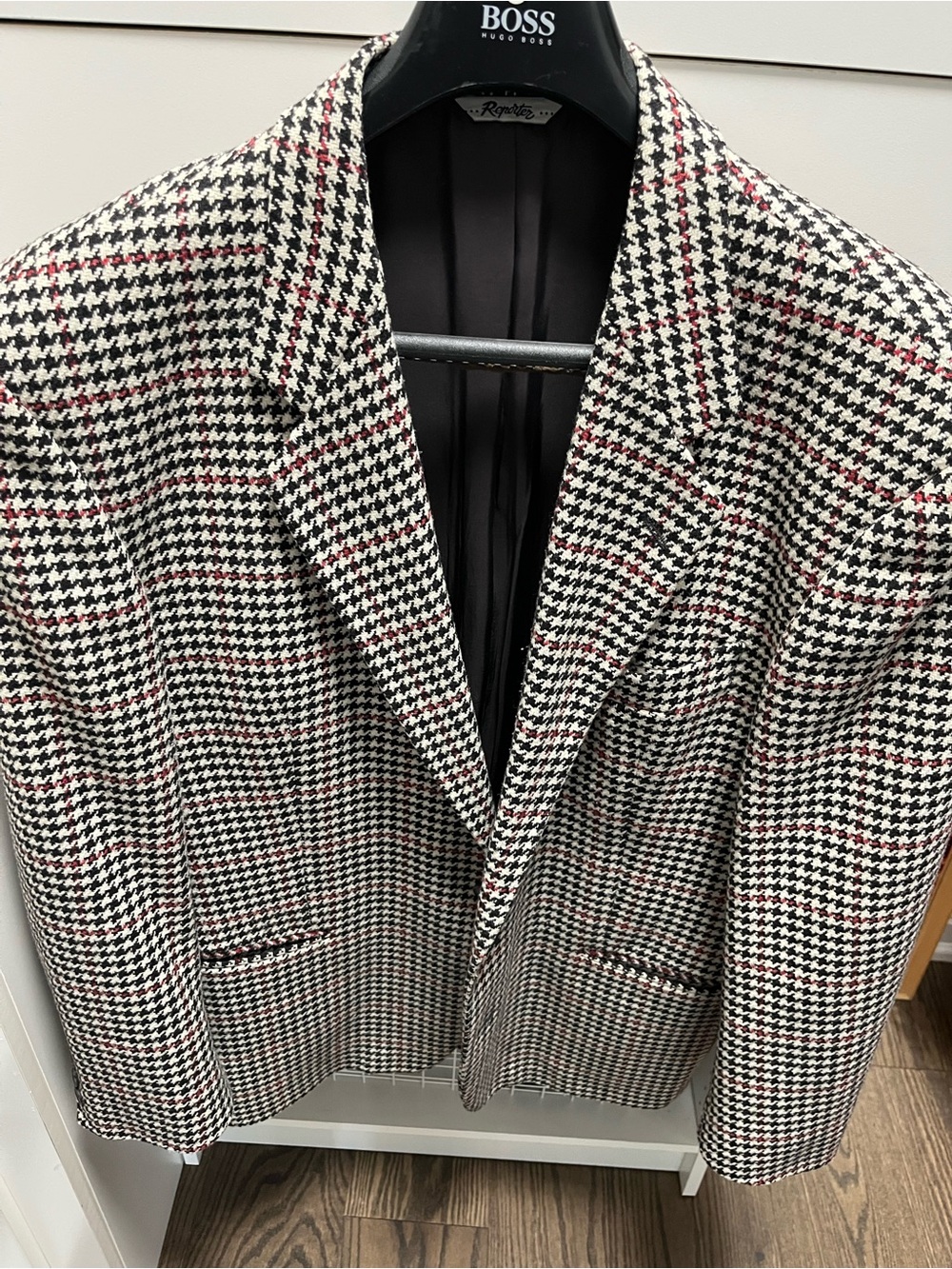 REPORTER made in Italy Vintage Houndstooth Sport Coat w/Red Windowpane Detail